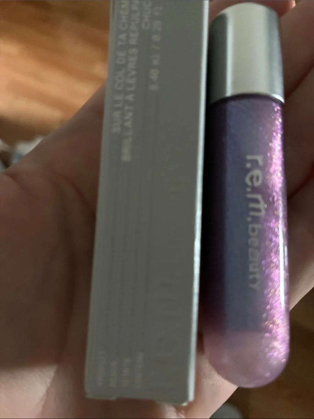 R.E.M. Chuckie Lipgloss plumping